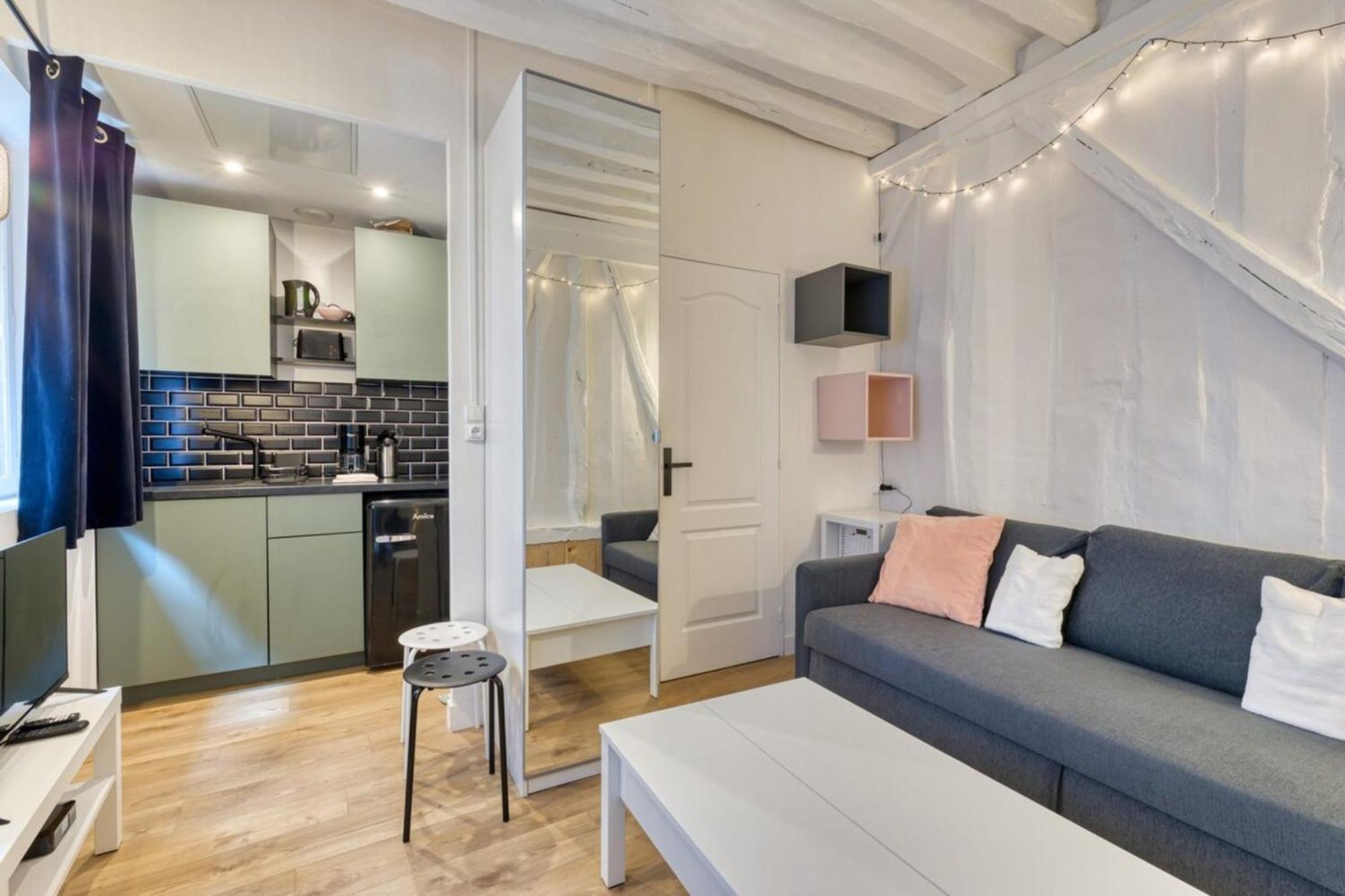 Alexandra Joli Studio Centre รูออง ภายนอก รูปภาพ